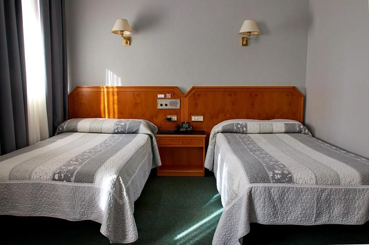 Hotel San Jorge Santurtzi 2*,  إسبانيا